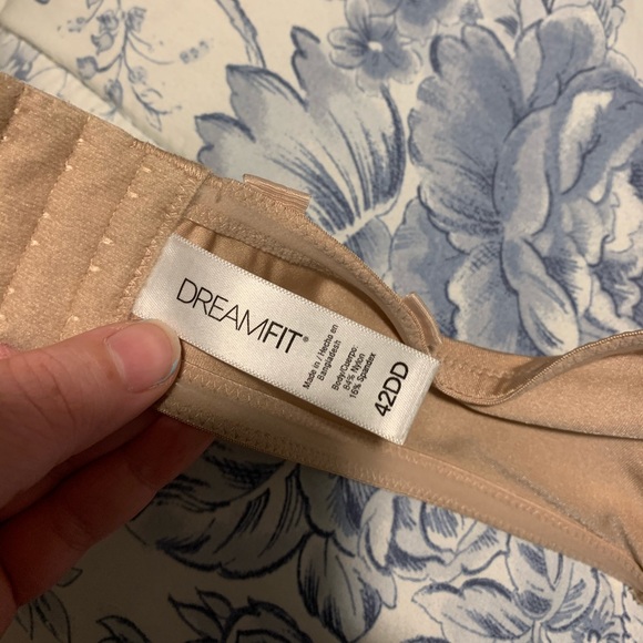 Strapless Bra! - Picture 4 of 4